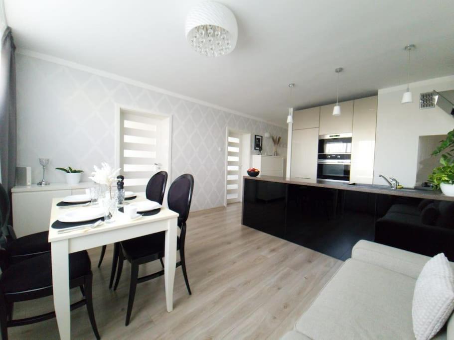Uroczy, Jasny Apartament Oraz Bezplatny Parking! Apartment Krakow Ngoại thất bức ảnh