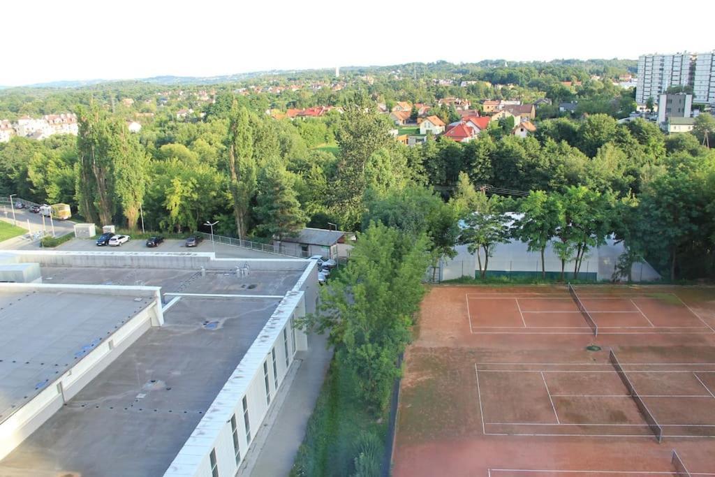 Uroczy, Jasny Apartament Oraz Bezplatny Parking! Apartment Krakow Ngoại thất bức ảnh