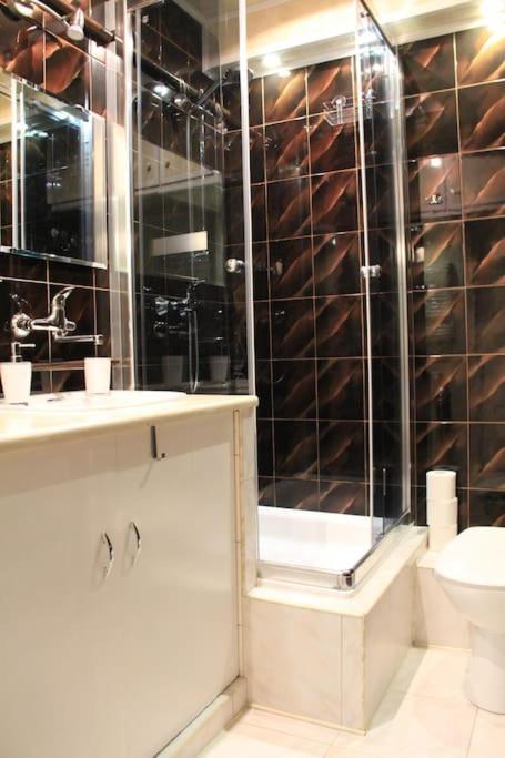 Uroczy, Jasny Apartament Oraz Bezplatny Parking! Apartment Krakow Ngoại thất bức ảnh